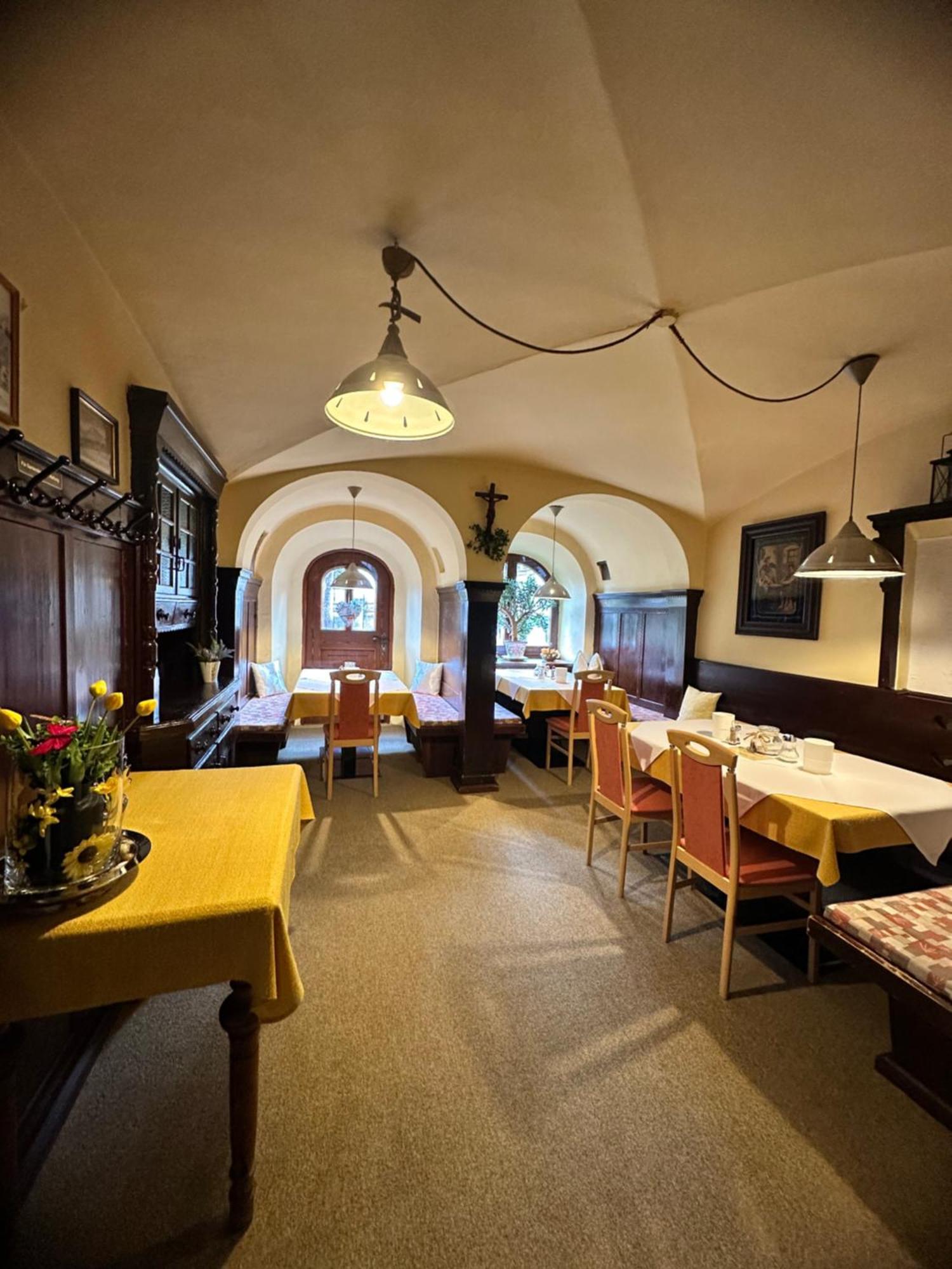 Goldener Adler Bed & Breakfast Scharnitz Exterior photo