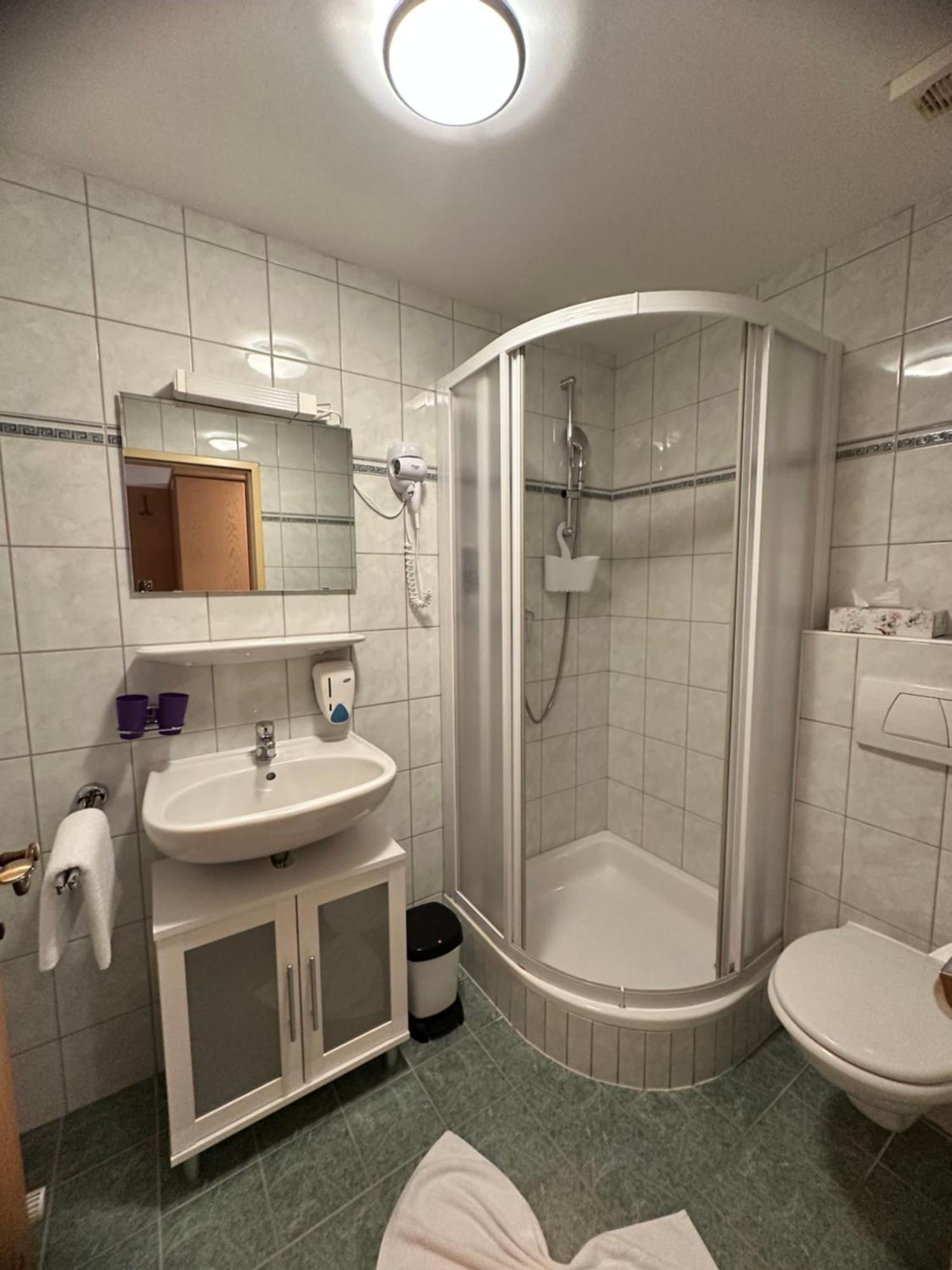 Goldener Adler Bed & Breakfast Scharnitz Exterior photo